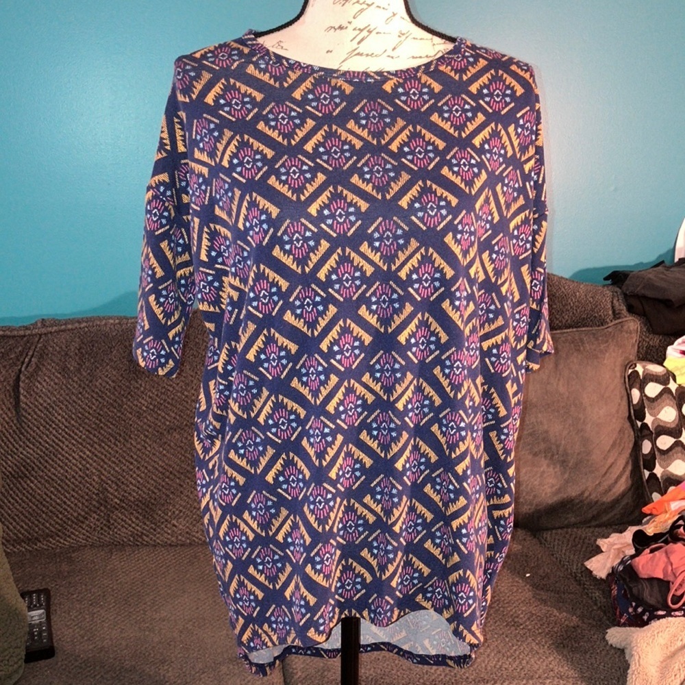 🎉4 for $20 LuLaRoe Irma, XXS